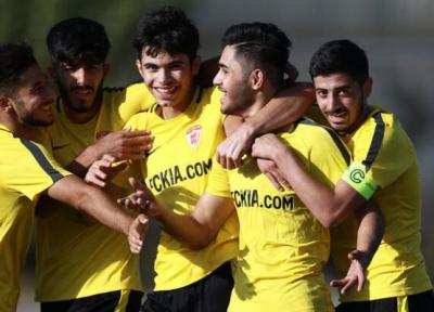 هیات فوتبال تهران همچنان خبرساز، 3 مربی با شکایت دبیر محروم شدند!