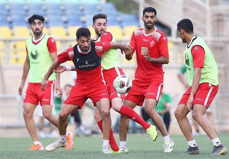 ثبت قرارداد اعضای تیم پرسپولیس در هیئت فوتبال تهران، عبرت از اتفاق اتفاق افتاده برای استقلالی ها