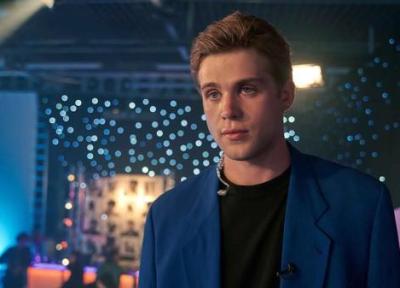 سریال یک روز (One Day)؛ مرثیه ای برای عشق هایی که در زمان اشتباه اتفاق افتادند